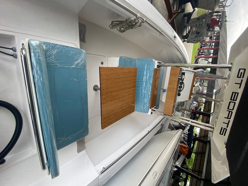 Lancha Gt Boats 26 C/ 2 X Yamaha 115 4 Tempos Zero Ñ Fishing
