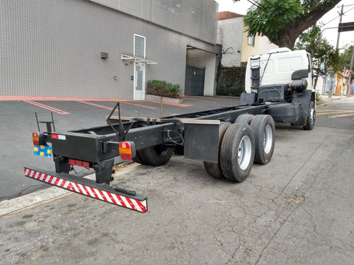 Ford Cargo 2422 2011