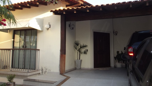 Imagem 1 de 12 de Casa Para Venda - Vila Oliveira, Mogi Das Cruzes - 400m², 3 Vagas - 876