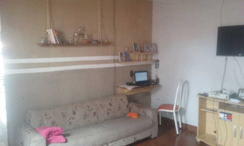 Imagem 2 de 2 de Casa Com 1 Quarto, Cozinha, Banheiro E 1 Sala