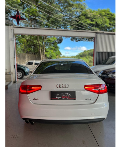 Audi A4 1.8 TFSI ATTRACTION GASOLINA 4P MULTITRONIC