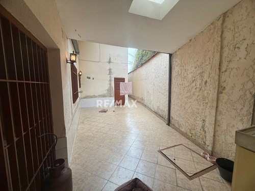 Venta Casa San Antonio De Los Altos, Urbanización El Limón, Miranda, Altos Mirandinos