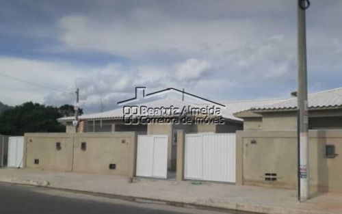 Imagem 1 de 8 de Casa Na Rua 83, 2 Qts (1 Suite), Sala, Cozinha, Garagem - Próximo A Praia