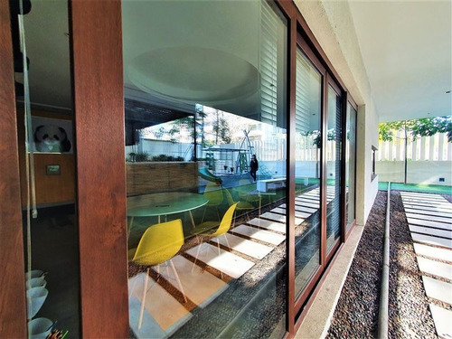 Departamento En Arriendo De 2 Dorm. En Vitacura