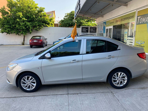 Imagen 7 de 14 de Chevrolet Aveo 2019 1.5 Lt At