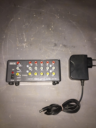 Splitter Distribuidor De Video Composto+audio 1 X 5 Dvs500 (Usado)