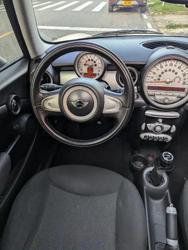 Mini Cooper R56 1.6 Coupe