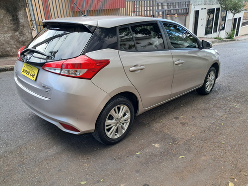 Toyota Yaris 1.3 Xl 16v 5p