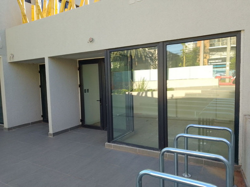 Nuevo Local En Duble Almeyda A Pasos De Metro Ñuñoa