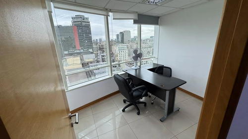 Impecable Oficina Remodelada