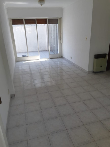 Imagen 4 de 14 de Hermoso Duplex A Pocas Cuadras Del Centro De Moron