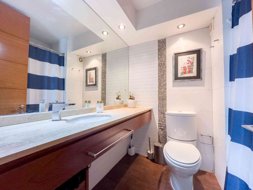 Modern Furnished Flat, 3 Bedrooms, Next To Militares Riesco