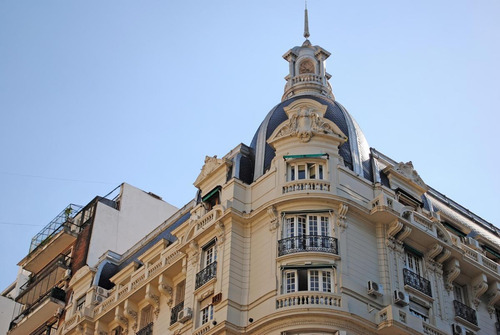 Imagen 2 de 23 de Oficina En Edificio Rodrigué, Patrimonio Histórico De La Ciudad