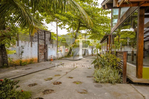Casa À Venda Ou Locação Mensal Na Praia Do Pernambuco - Guarujá/sp - Ca3114