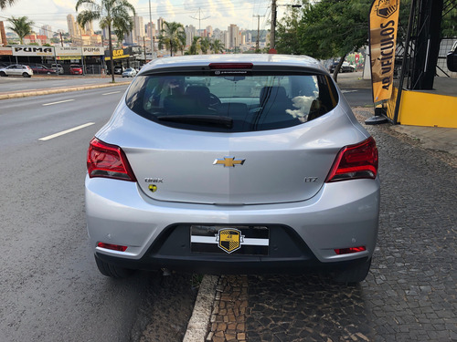 Chevrolet Onix 1.4 Ltz Aut. 5p