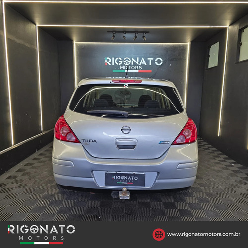Nissan Tiida 1.8 S 16V FLEX 4P MANUAL