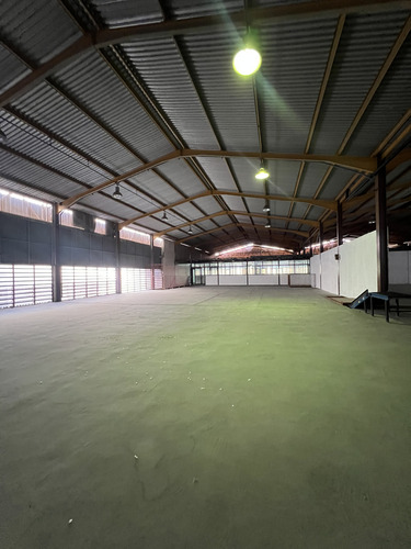 Galpón En Venta En Guaicay (las Minas De Baruta) 3499 Mts2