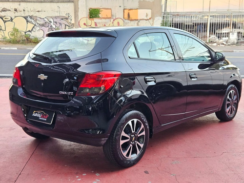 Chevrolet Onix ONIX HATCH LTZ 1.4 8V FlexPower 5p Mec.