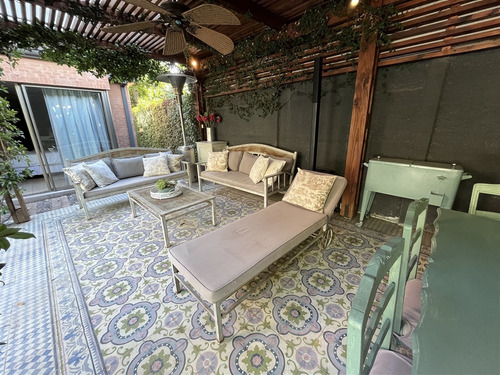 Casa En Arriendo De 5 Dorm. En Lo Barnechea
