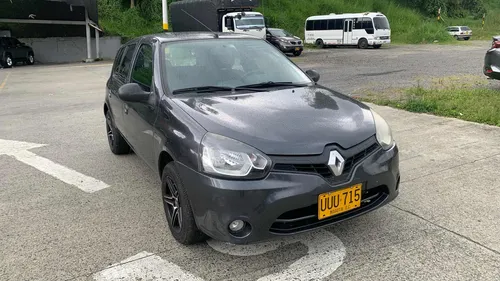 Renault CLIO STYLE Clio Style 1.2 mt modelo 2016