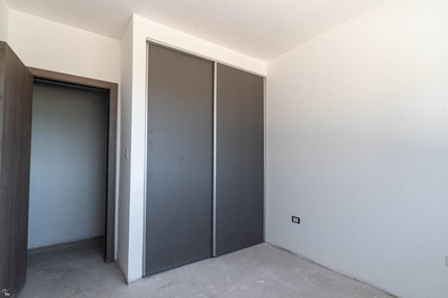 Casa En Venta 3 Dormitorios Ibarlucea