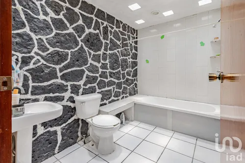 Venta Casa 7 Ambientes Adolfo Ruiz Cortínes