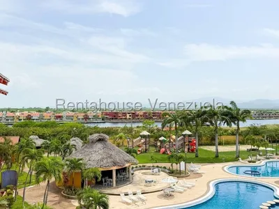 Hotel y resort en venta