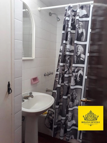 Imagen 10 de 12 de Vendo Casa De Tres Dormitorios. Con Monoambiente Al Frente
