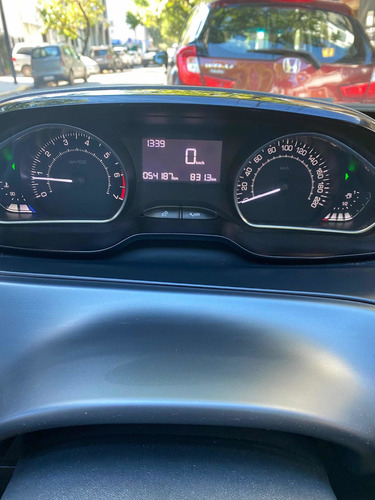 Peugeot 208 1.6 Feline 2014