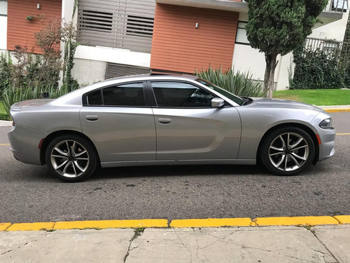 Imagen 4 de 12 de Dodge Charger 2015 5.7 R-t Mt