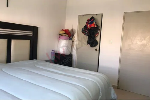Casa En Venta En Cerrada Azor, Palma Real, Sector Viñedos