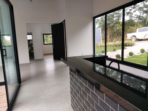 Imagem 19 de 26 de Condominio Ibiuna 1.000 M Casa Nova,piscina E Churrasqueira