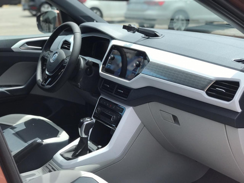 Imagem 5 de 9 de Volkswagen T-cross 1.4 Tsi Highline (aut) (flex)