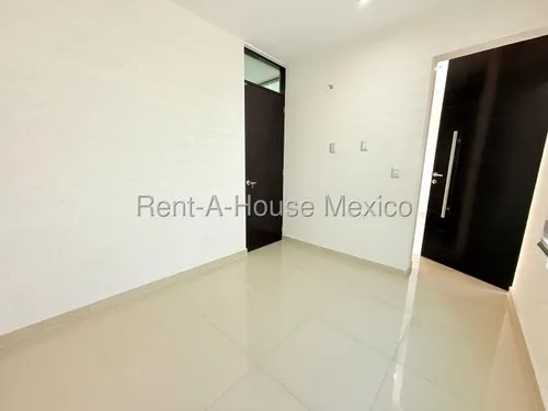 Casa En Renta En Zakia Querétaro. Sr
