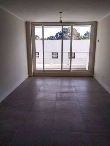 Apartamento 1 Dormitorio En Roosevelt, Punta Del Este