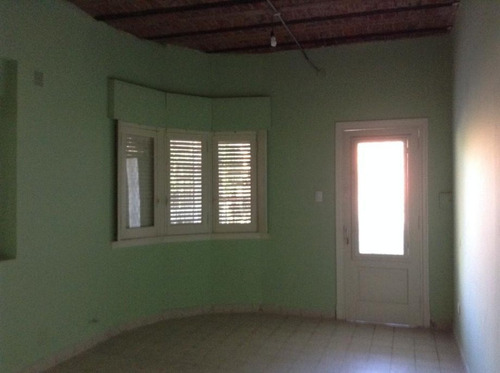 Imagen 6 de 14 de Departamento Tipo Casa En Venta En Remedios De Escalada Oeste