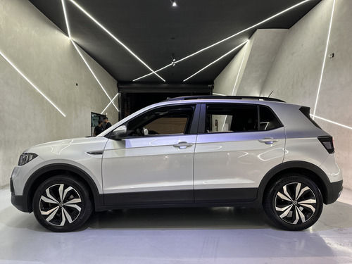 Volkswagen T-Cross 1.0 200 TSI TOTAL FLEX COMFORTLINE AUTOMÁTICO