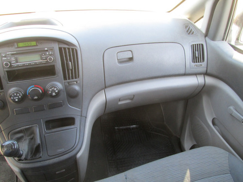 Hyundai H-1