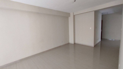 Imagen 17 de 24 de Apartamento En Venta Res. Titanium Suites, Obra Blanca 135 Mtrs. Daniela J.