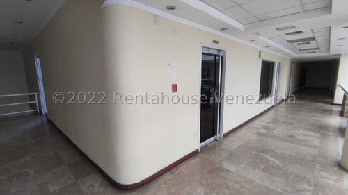 Imagen 25 de 30 de Oficinas En Alquiler Zona Centro Barquisimeto, Económica, Código 23-16021, Mz 31/03