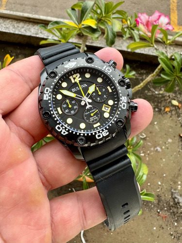 Lindo Relógio Bulova Sea King 98b243 Precisionist Semi Novo Preto Preto Preto (Usado)