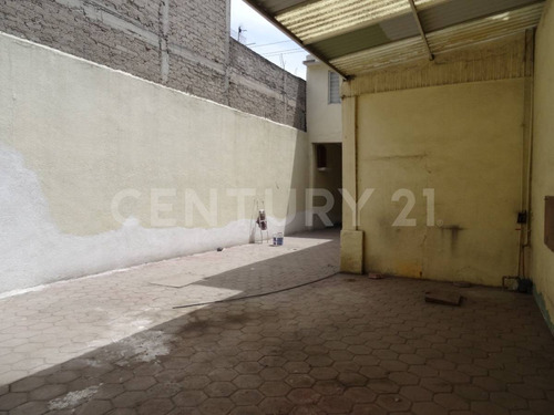 Oficinas En Renta En Colonia Valle De Aragón, Ecatepec De Morelos, Edo. Mex.