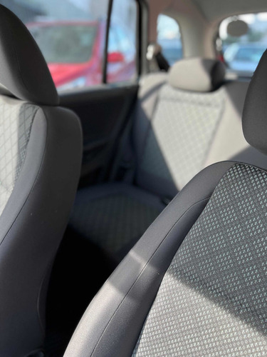 Imagen 14 de 24 de Volkswagen Suran 2017 1.6 Comfortline