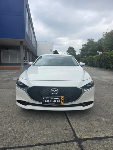 Mazda 3 2.0 Touring MHEV