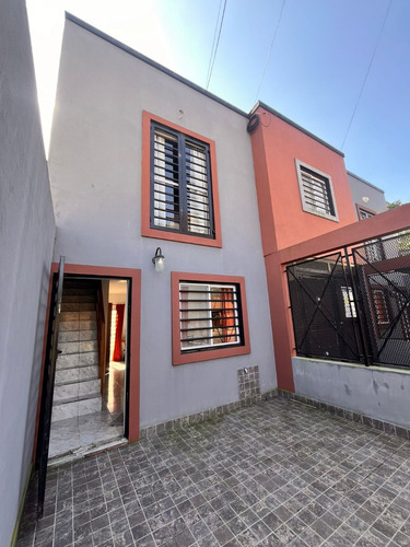 Venta Duplex En Santa Teresita, Al Frente, Calle 42 Nro 447 Uf2, La Costa