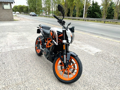 Ktm Duke 390