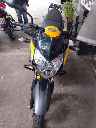 Bajaj Rouser Ns 125 Como Nueva Bl Motos Aceptamos Permutas