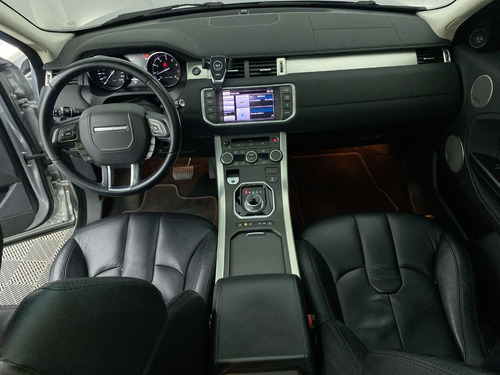 Imagen 21 de 25 de Land Rover Range Rover Evoque 2.0