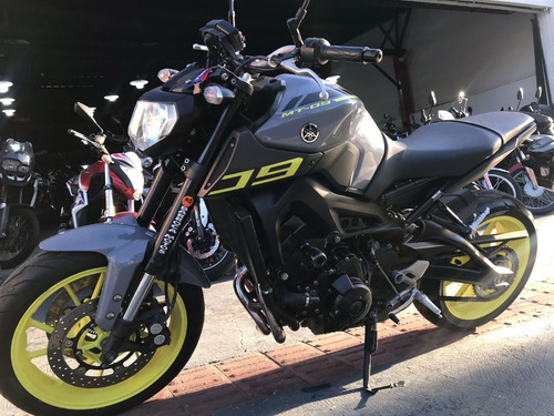 Imagem 2 de 10 de Yamaha Mt 09