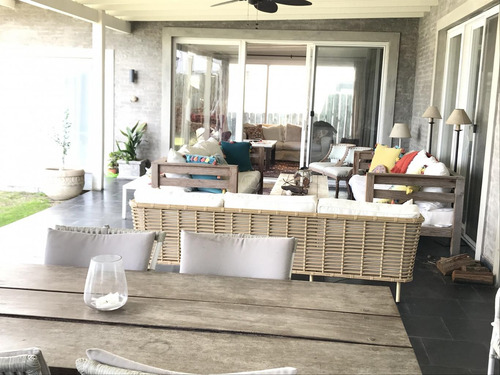 Casa En Venta - Ref 496